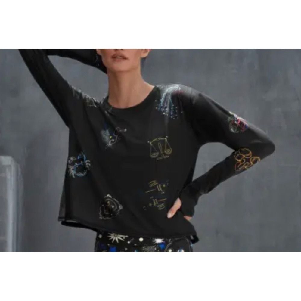 Johnny Was Active Celestin Step Hem Tee Black Zodiac Celestial Long Sleeve S NEW - Picture 14 of 14